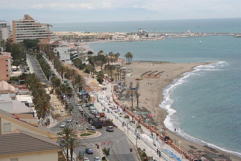 Apartamento Con Vista Al Mar Benalmadena Bagian luar foto
