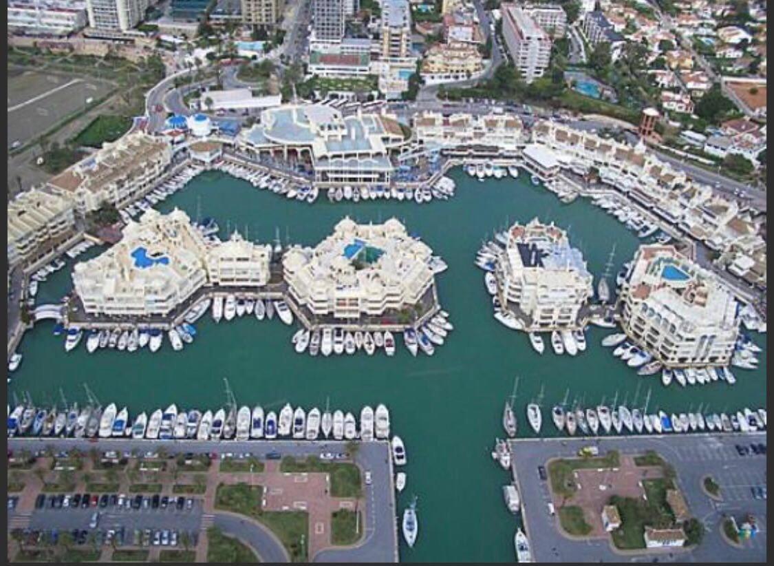 Apartamento Con Vista Al Mar Benalmadena Bagian luar foto